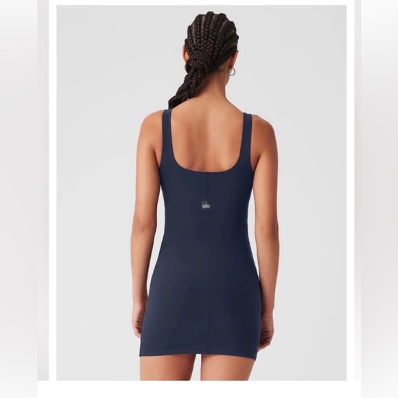 ALO Yoga Navy Apparel - Picture 2 of 6